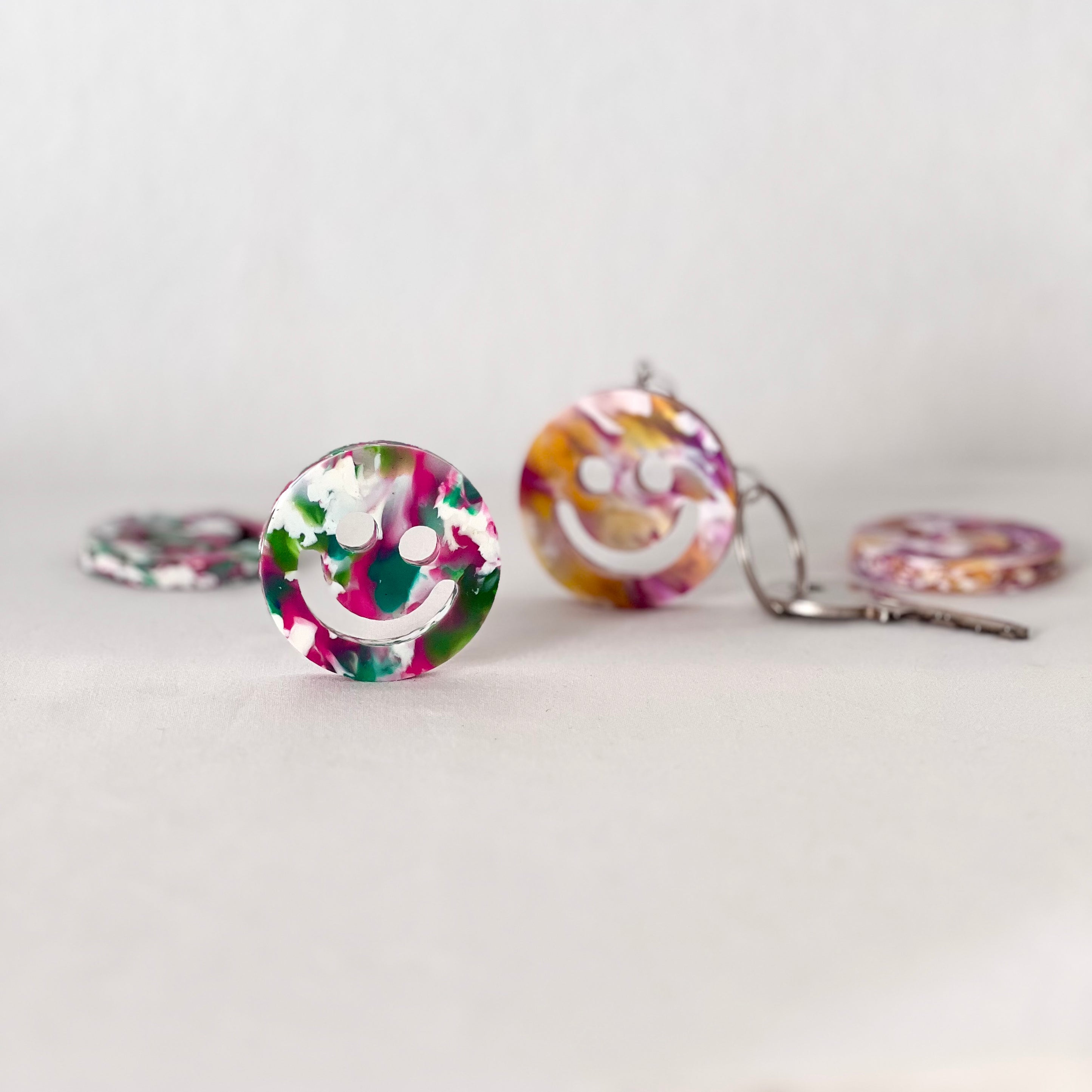 Recycled Plastic Keychain Smiling Hand-Made – Recycledin