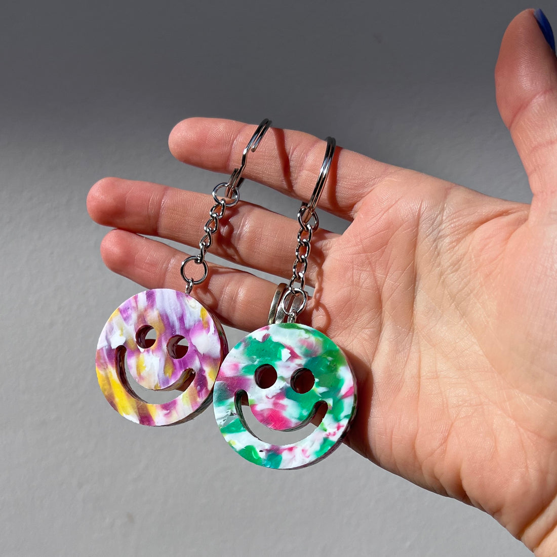 Recycled Plastic Keychain Smiling Hand-Made – Recycledin